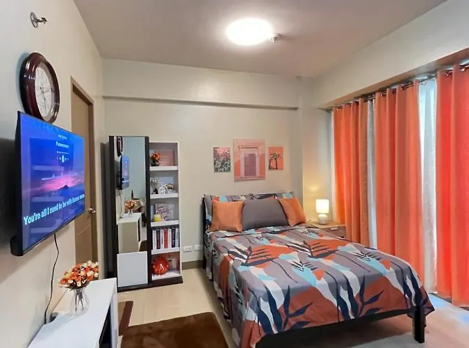 Two Palm Tree Villas Newport-elegante Condotel Type * Manila