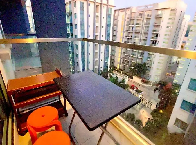 Two Palm Tree Villas Newport-elegante Condotel Type Aparthotel *